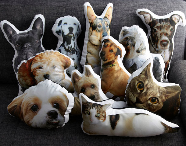 Интерьерные подушки с изображением животных от  Ronda J Smith